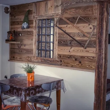 Maison Lucien *